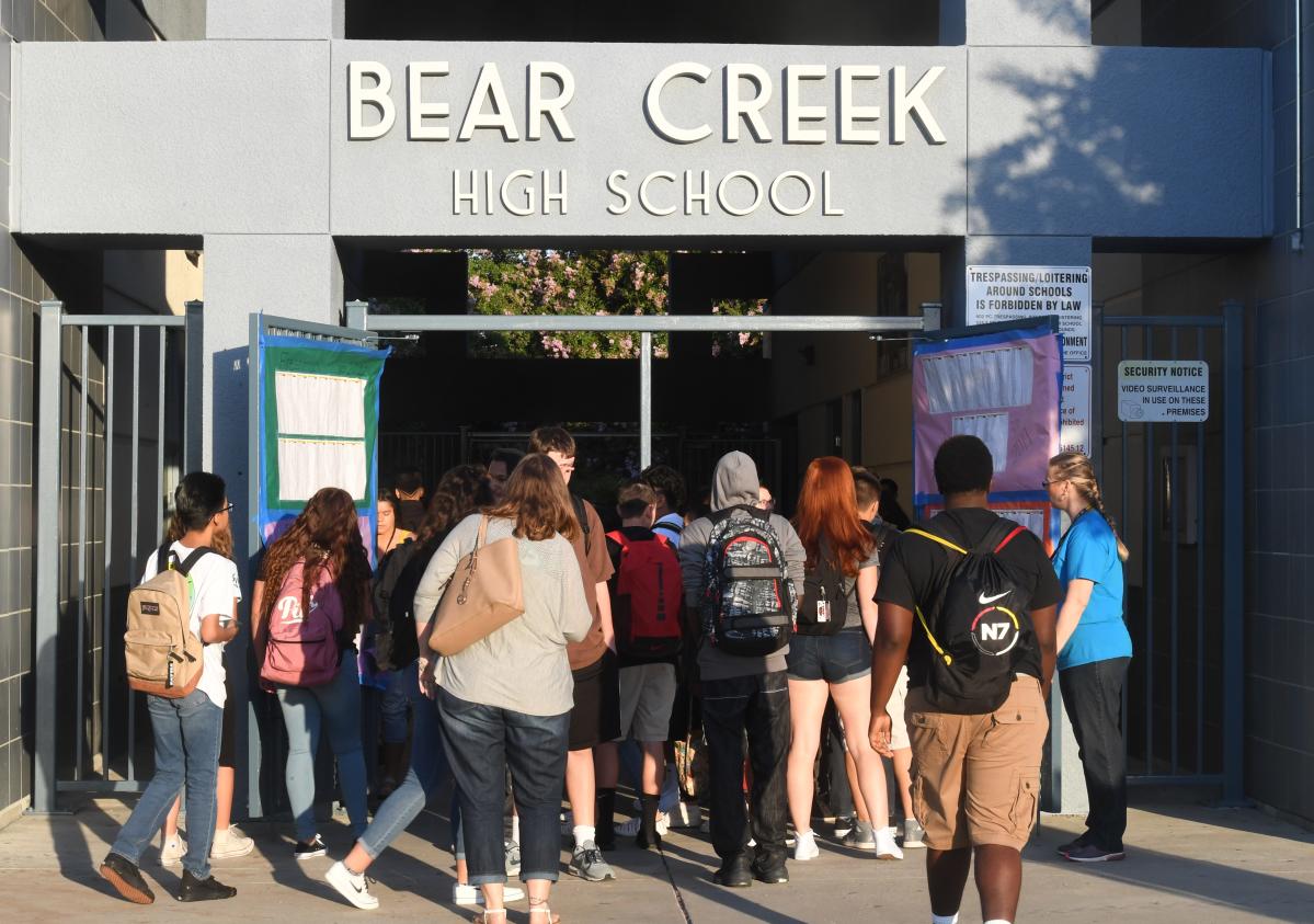 Bear Creek High School student accused of making threatening videos against elementary school